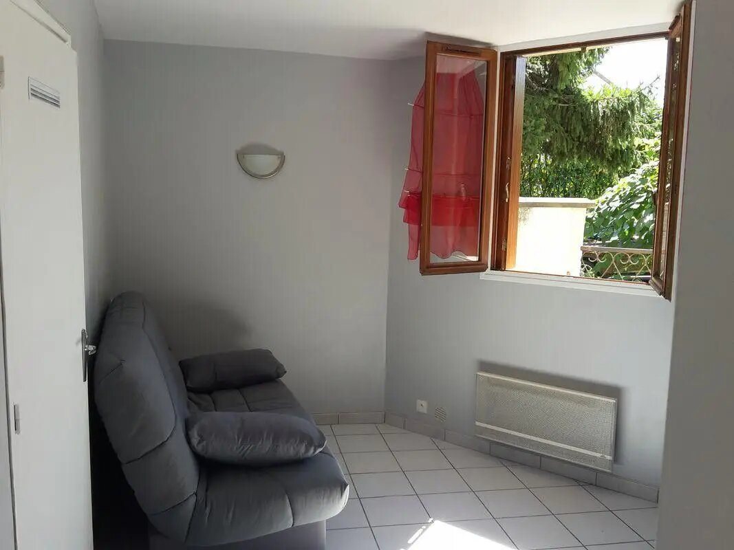 Appartement à louer, 25m², Viry-Châtillon