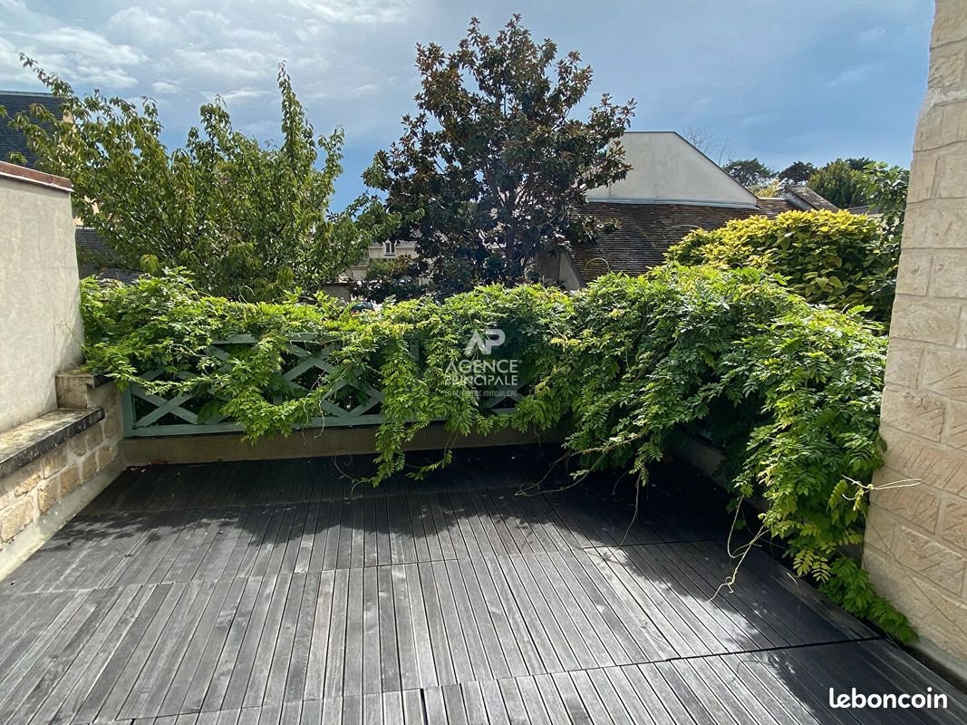 Maison à vendre, 241m², Le Mesnil-le-Roi