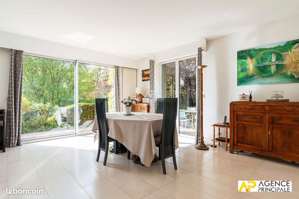 Maison à vendre, 163m², Le Mesnil-le-Roi