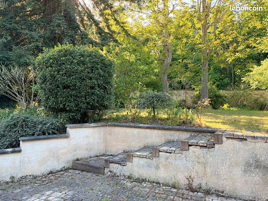 Maison à louer, 187m², Le Mesnil-le-Roi