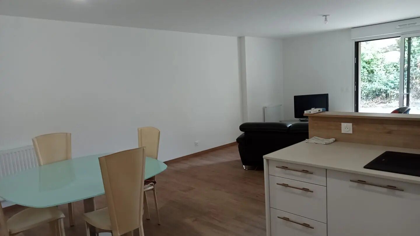 Appartement à louer, 76m², Perros-Guirec