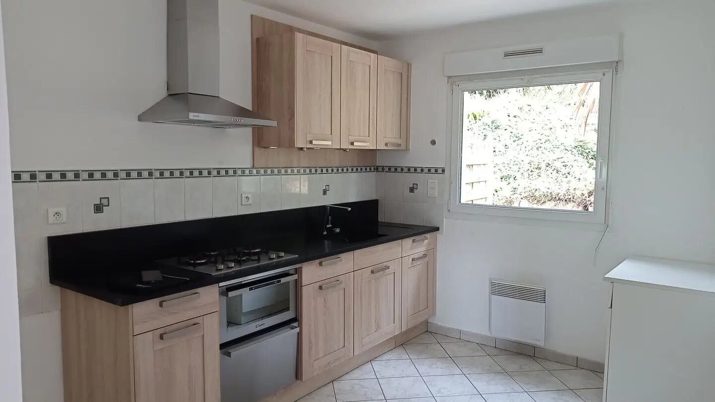 Maison à louer, 72m², Lannion
