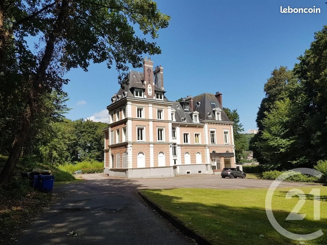 Appartement à louer, 43m², Saint-Léger-du-Bourg-Denis