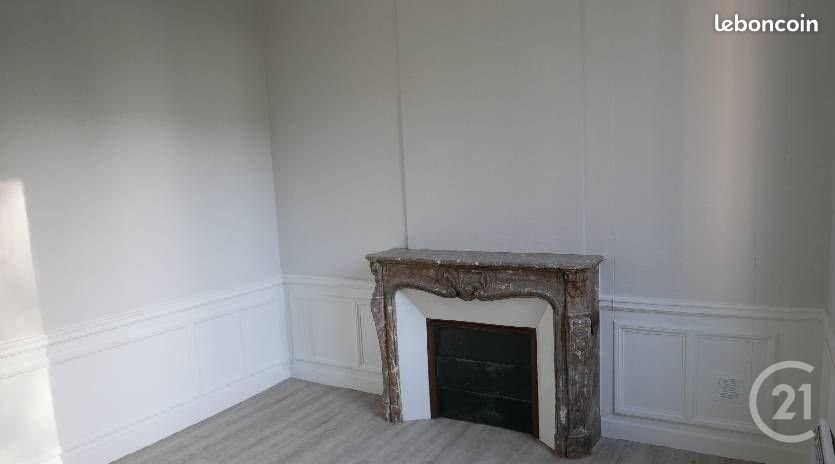 Appartement à louer, 43m², Saint-Léger-du-Bourg-Denis