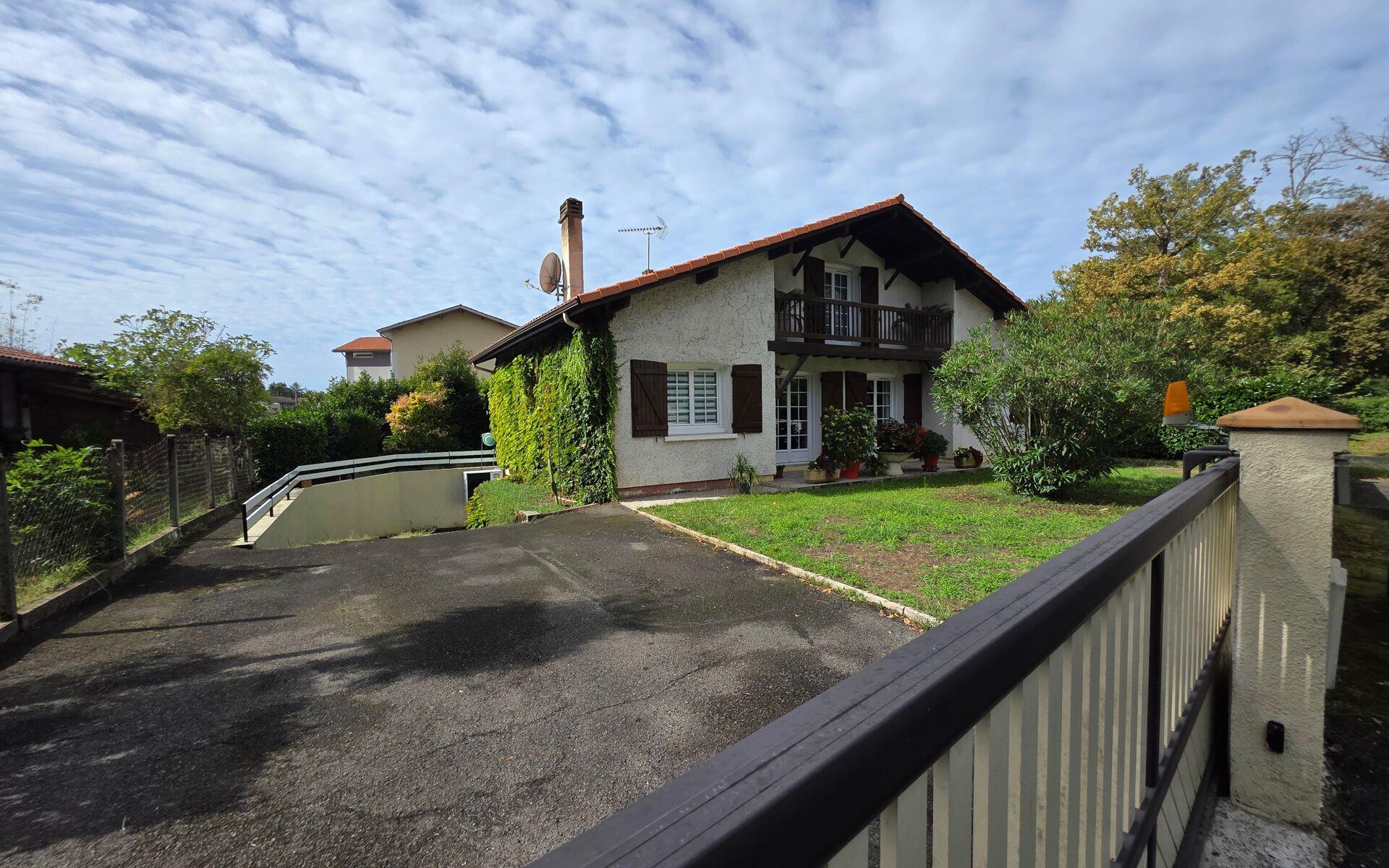 Maison à vendre, 121m², Mont-de-Marsan