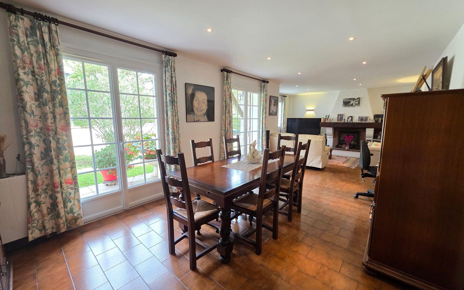 Maison à vendre, 121m², Mont-de-Marsan