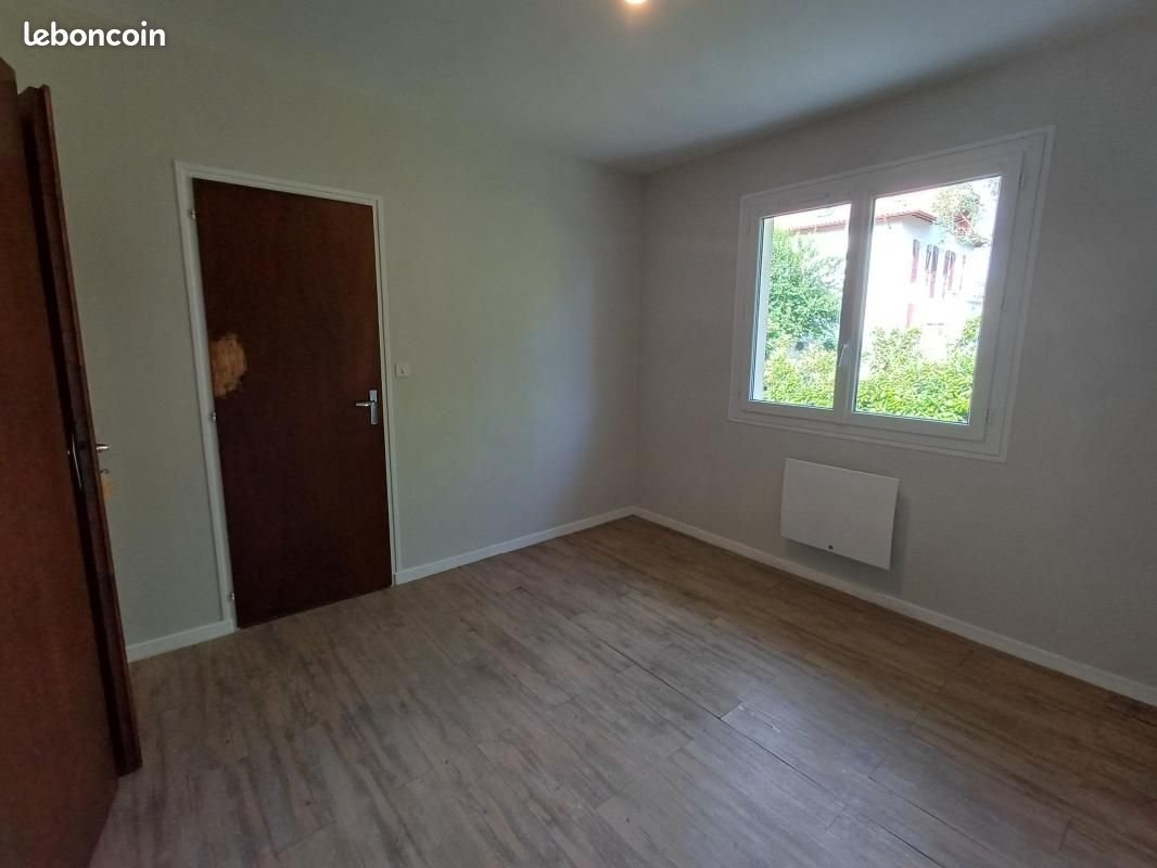 Maison à louer, 66m², Campagne
