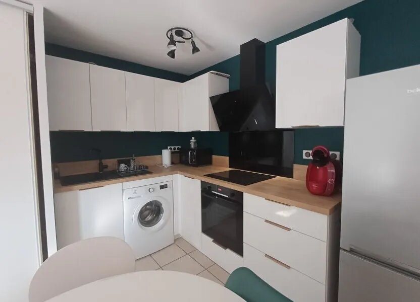 Appartement à louer, 40m², Saint-Perdon