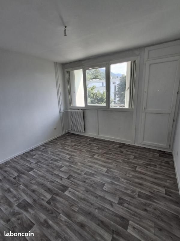 Appartement à louer, 65m², Goncelin