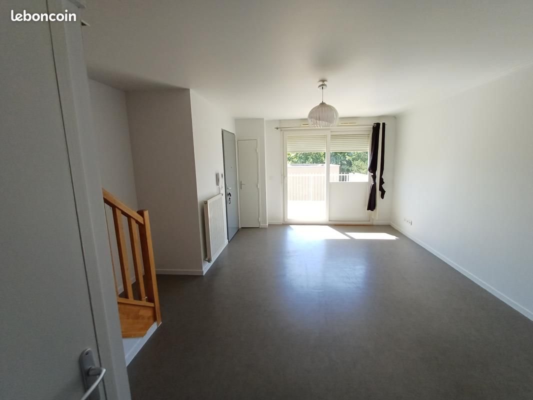 Appartement à louer, 66m², Tullins