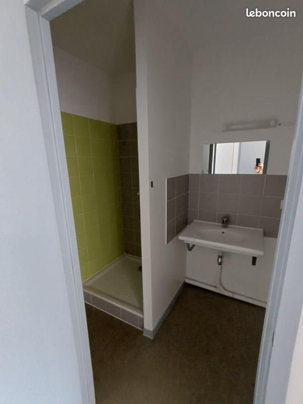 Appartement à louer, 66m², Tullins