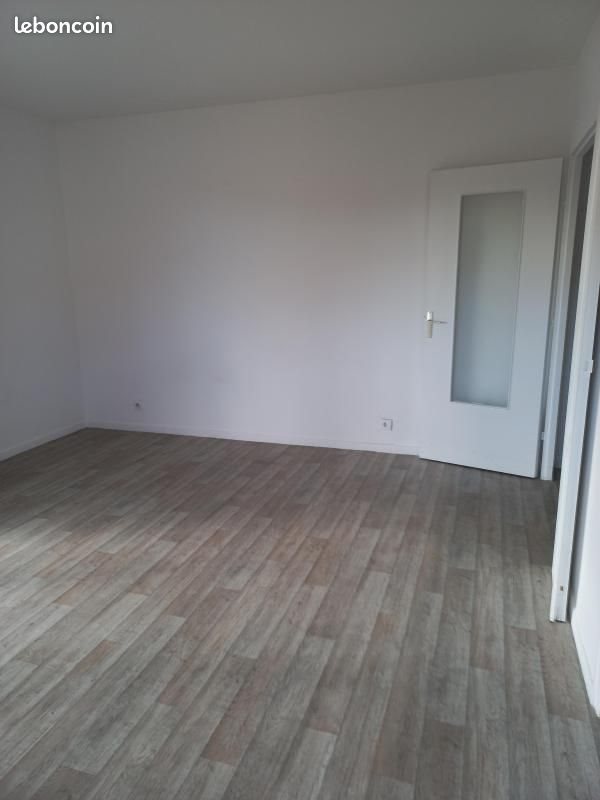 Appartement à louer, 44m², Saint-Maurice-l'Exil