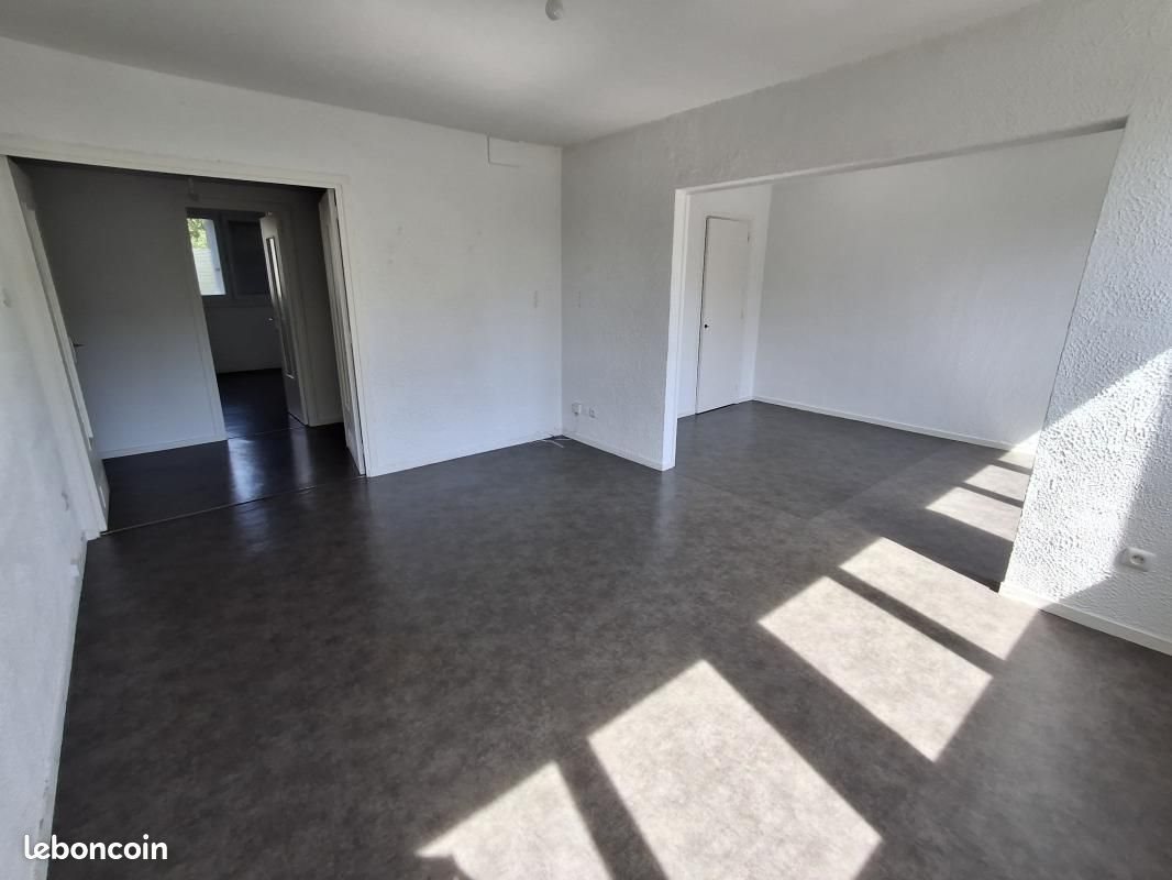 Appartement à louer, 77m², Goncelin