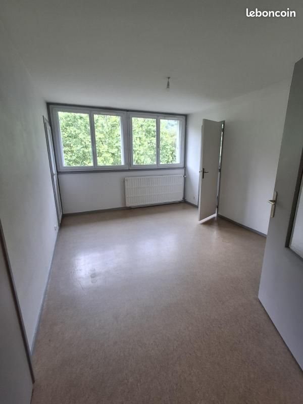 Appartement à louer, 77m², Allevard
