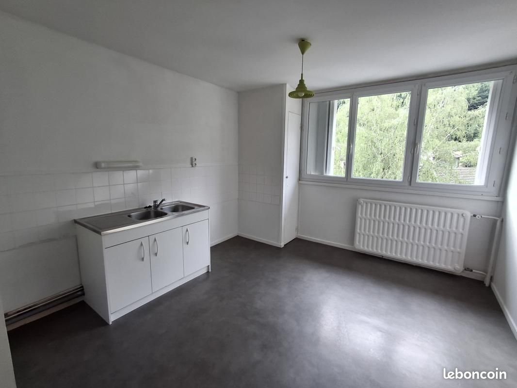 Appartement à louer, 77m², Allevard