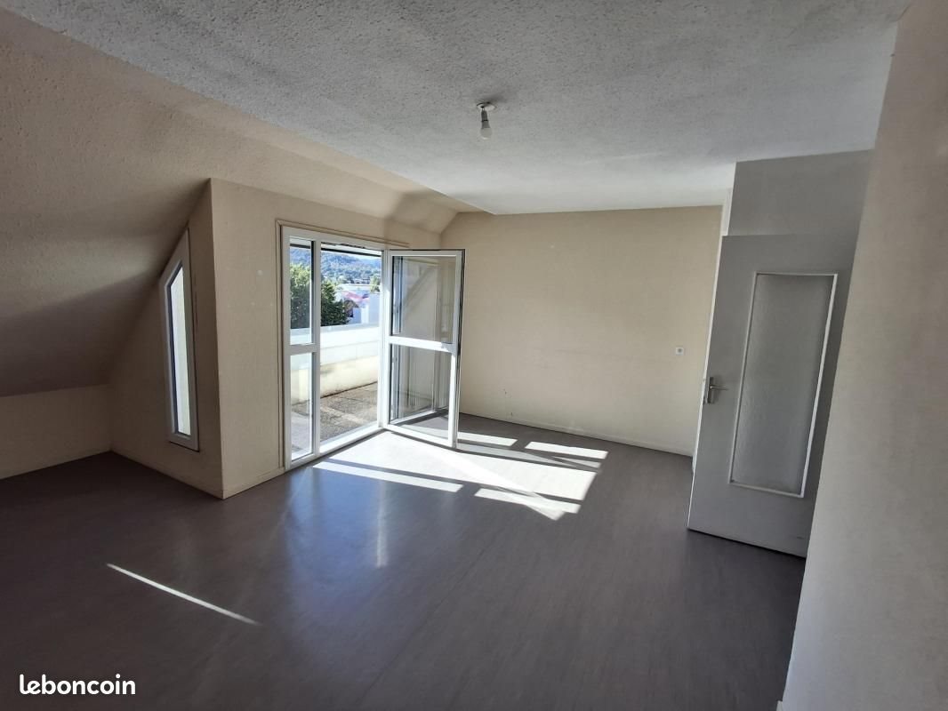 Appartement à louer, 80m², Eybens