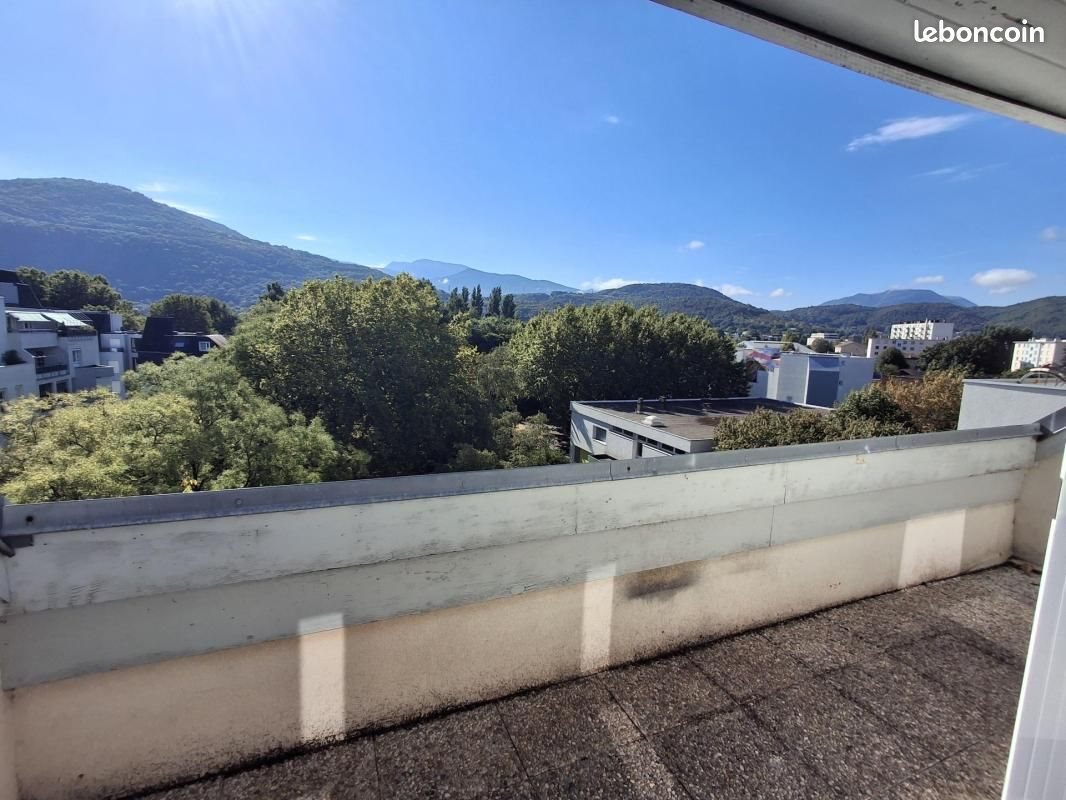 Appartement à louer, 80m², Eybens