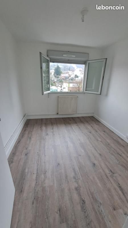 Appartement à louer, 85m², Tullins