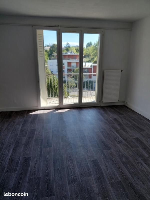 Appartement à louer, 69m², Feyzin