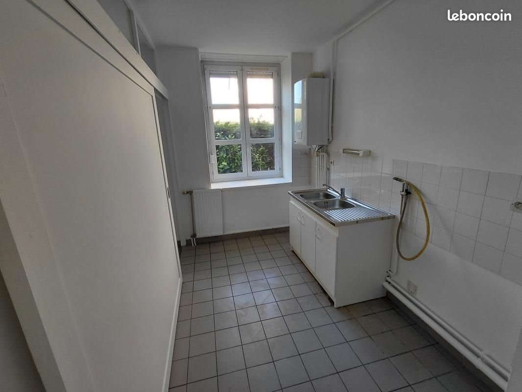 Appartement à louer, 65m², Saint-Siméon-de-Bressieux