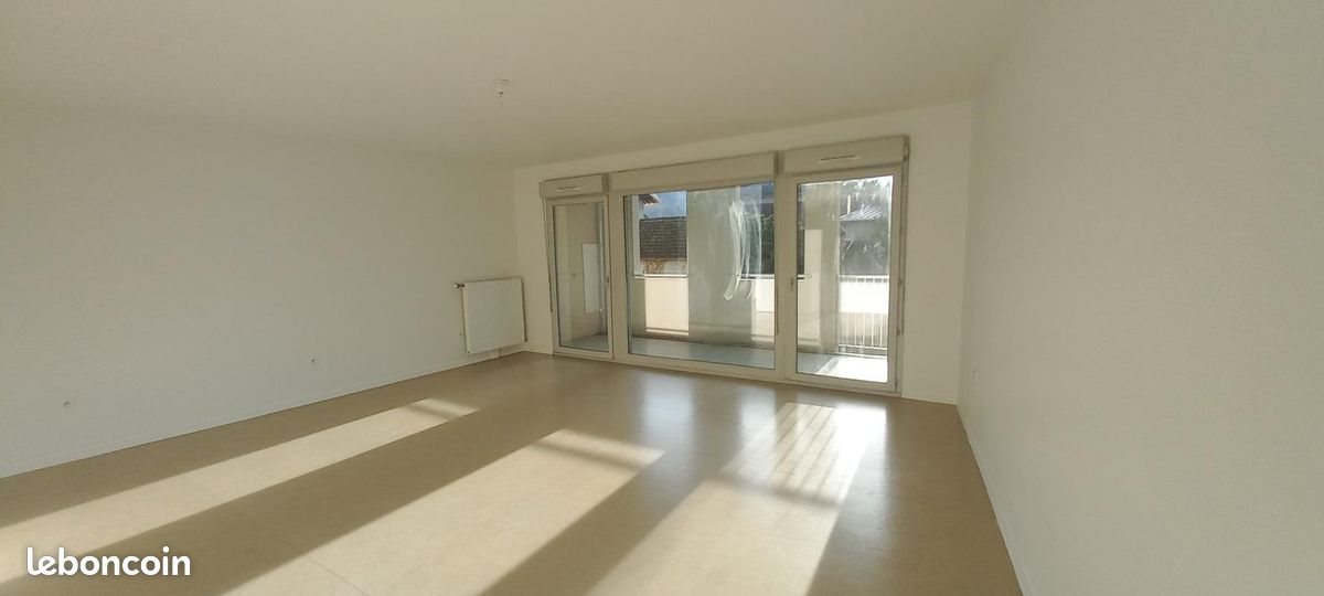 Appartement à louer, 73m², Charavines