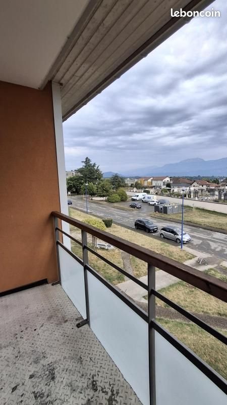 Appartement à louer, 69m², Rives