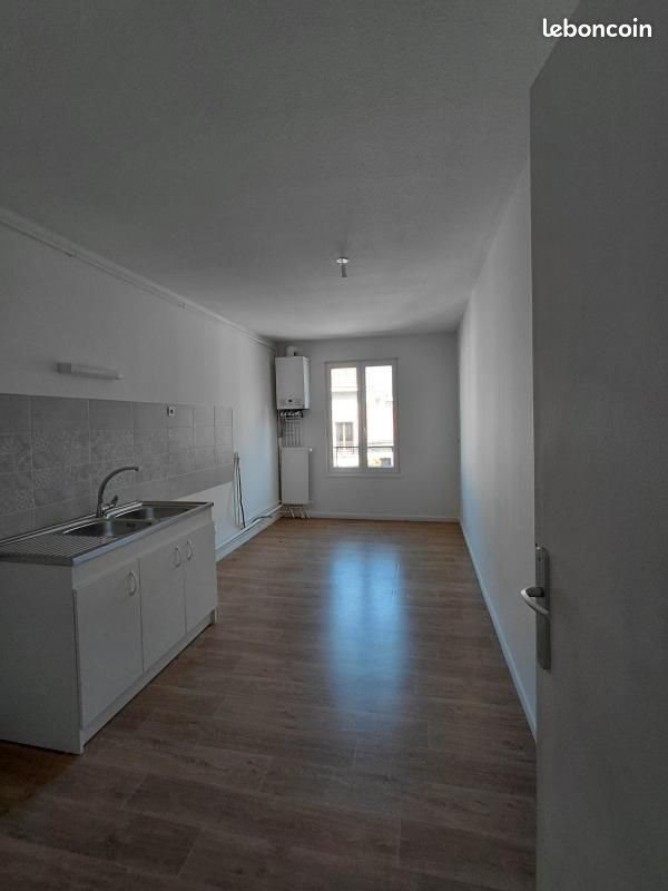 Appartement à louer, 90m², Fontaine