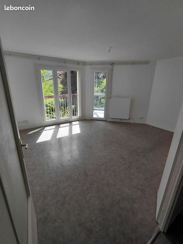 Appartement à louer, 66m², Domène