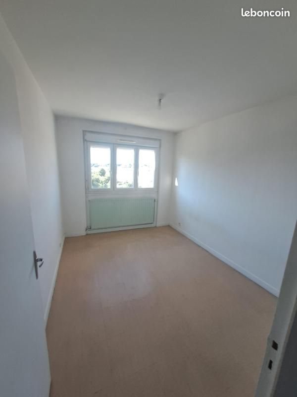 Appartement à louer, 60m², Pont-de-Chéruy