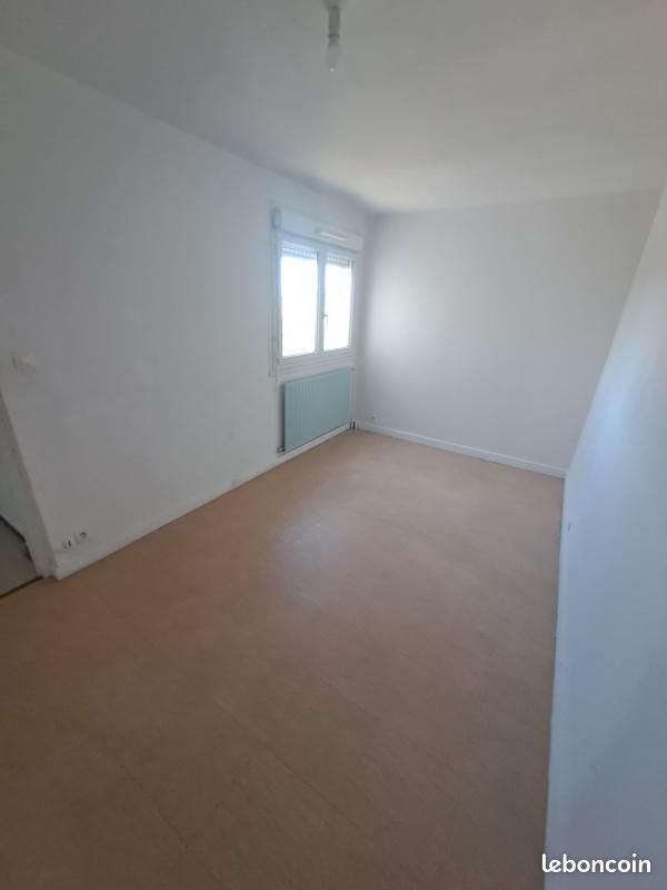 Appartement à louer, 60m², Pont-de-Chéruy