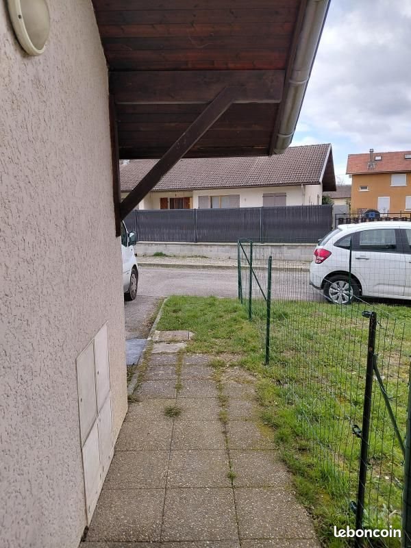 Maison à louer, 81m², Entre-deux-Guiers
