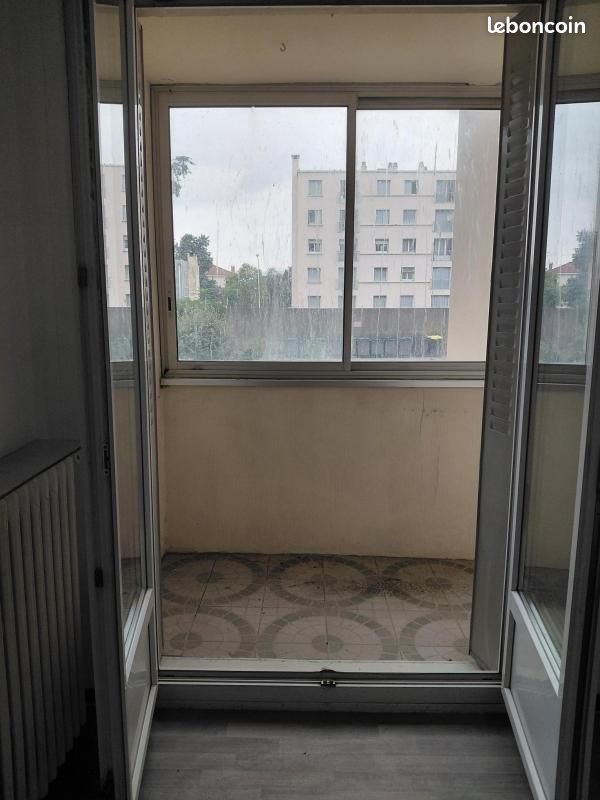 Appartement à louer, 58m², Roussillon
