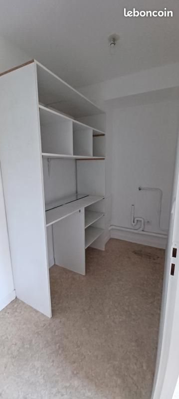 Appartement à louer, 80m², Saint-Hilaire-du-Rosier