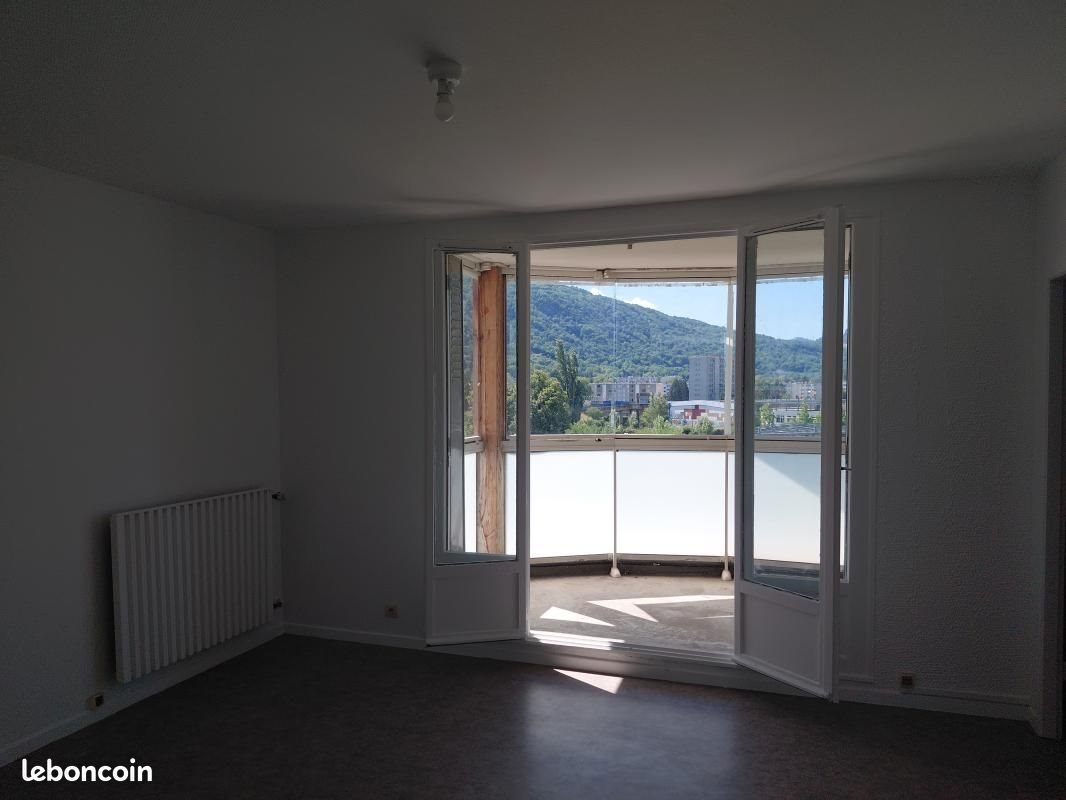 Appartement à louer, 73m², Saint-Martin-d'Hères