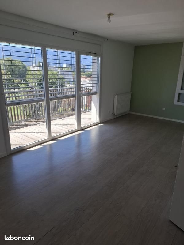 Appartement à louer, 49m², Saint-Martin-d'Hères