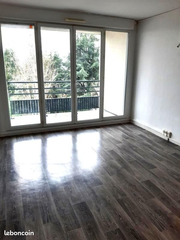 Appartement à louer, 79m², Beaurepaire