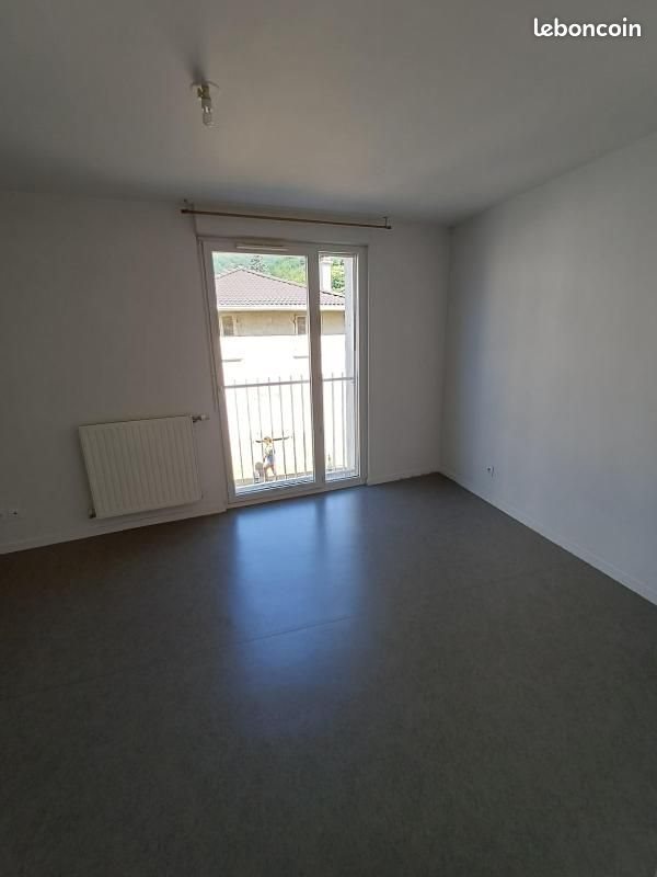 Appartement à louer, 49m², Tullins