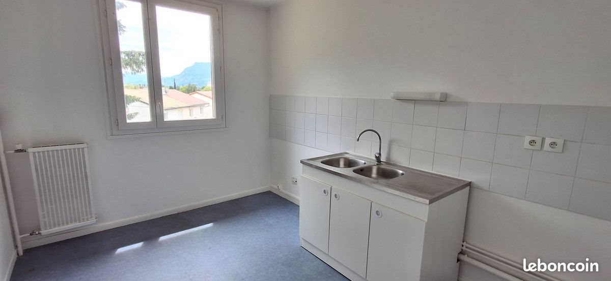 Appartement à louer, 76m², Voreppe