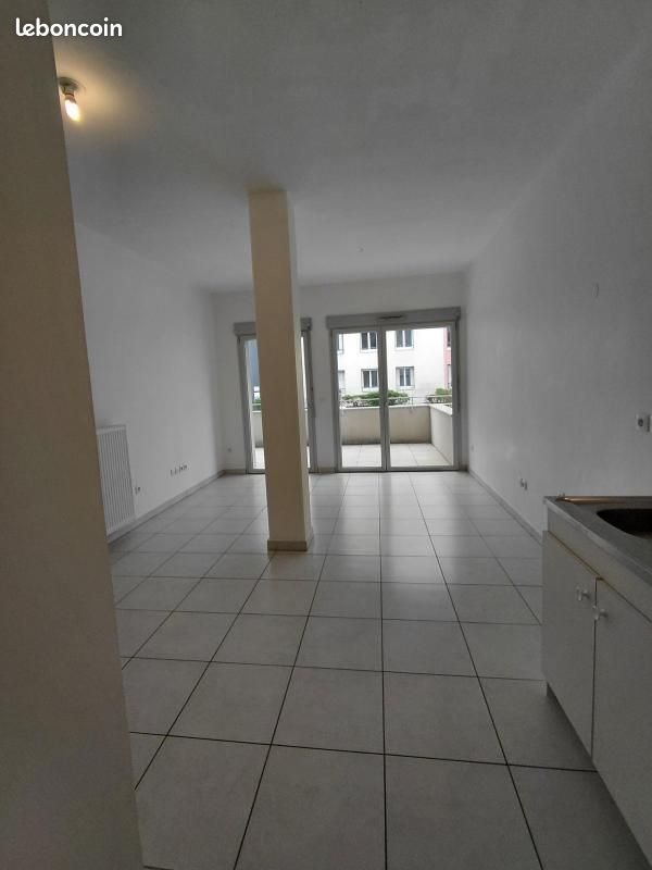 Appartement à louer, 48m², Fontaine