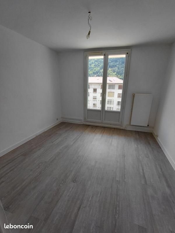 Appartement à louer, 78m², La Mure (Alpe du Grand Serre)
