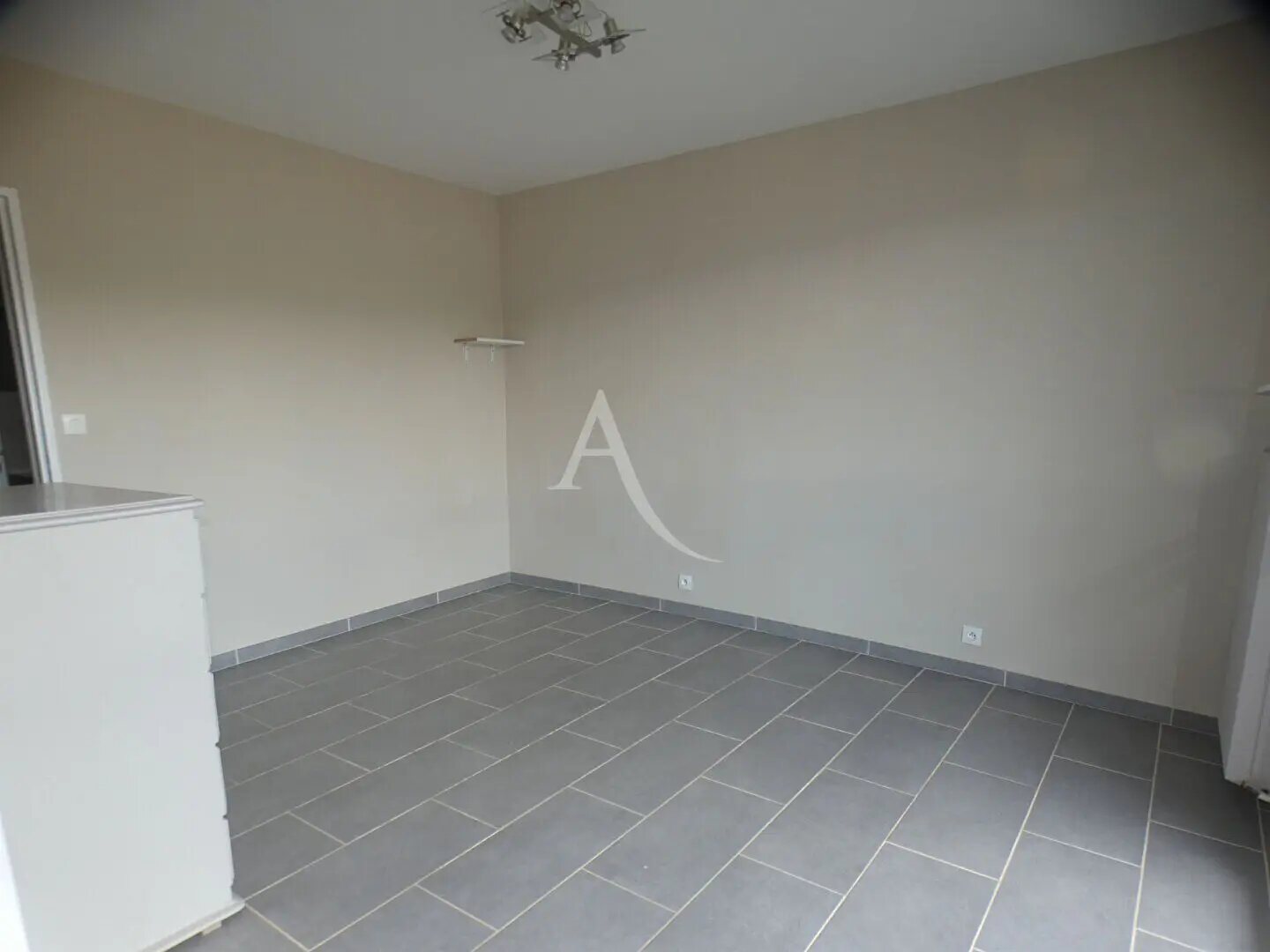 Appartement à louer, 26m², Gravigny