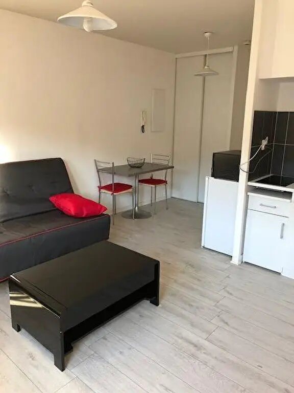 Appartement à louer, 21m², Evreux