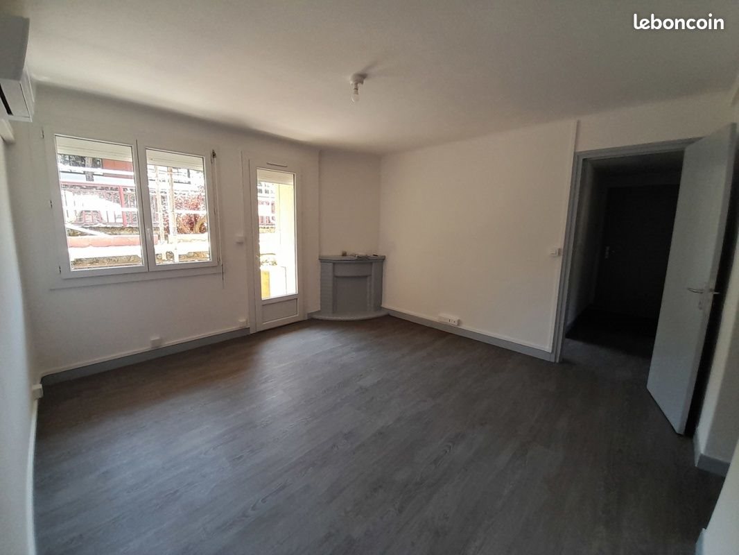 Appartement à louer, 64m², Foix