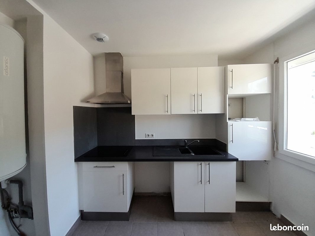 Appartement à louer, 64m², Foix