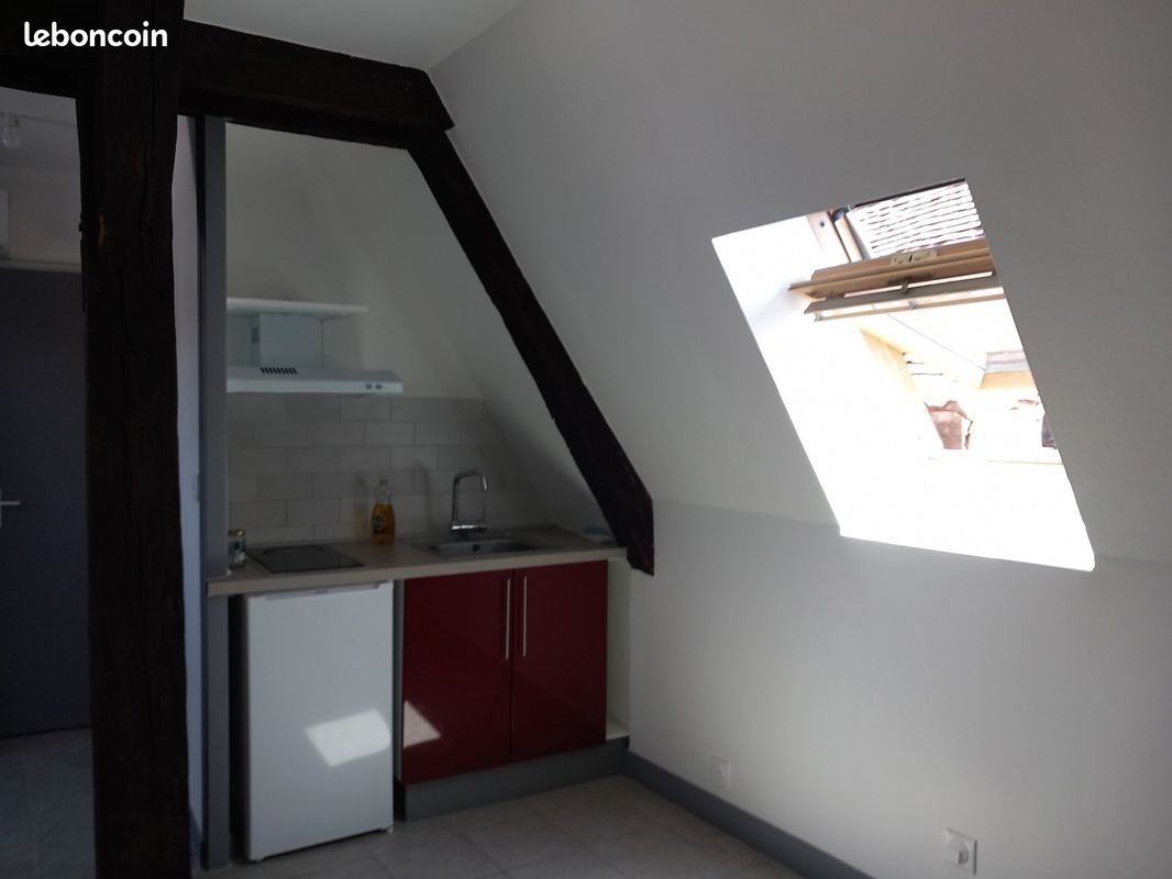 Appartement à louer, 26m², Auxerre