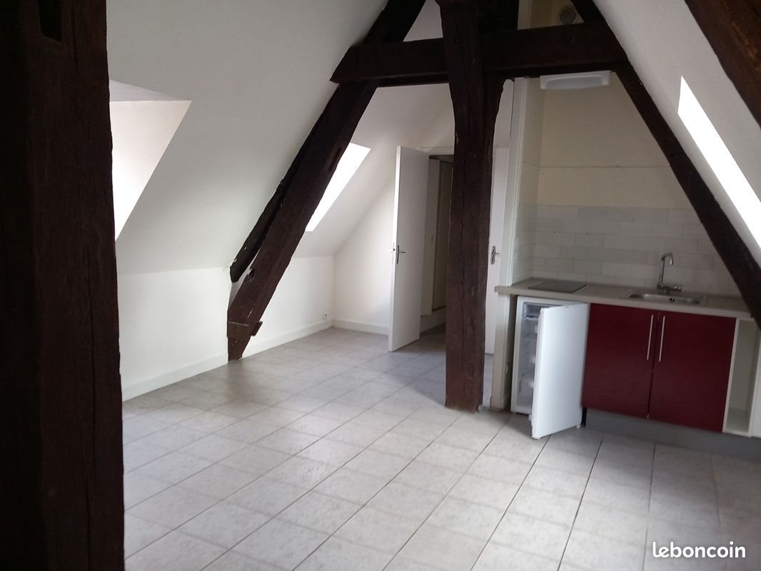 Appartement à louer, 26m², Auxerre