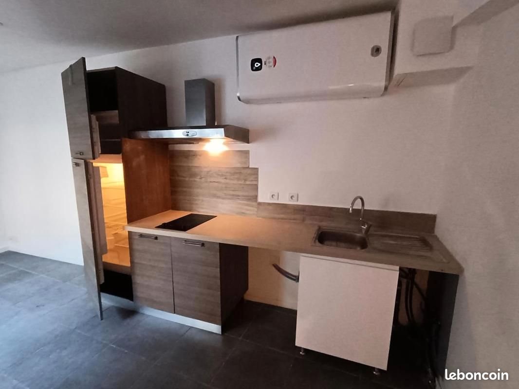 Appartement à louer, 19m², Draguignan