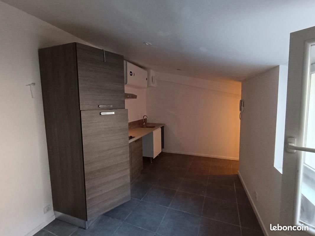 Appartement à louer, 19m², Draguignan