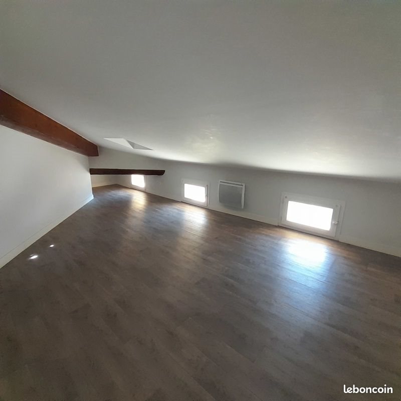 Appartement à louer, 37m², Saint-Paul-de-Jarrat