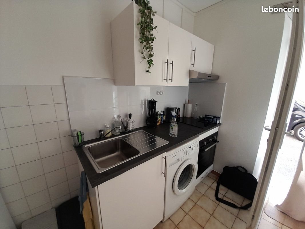 Appartement à louer, 24m², Roquemaure